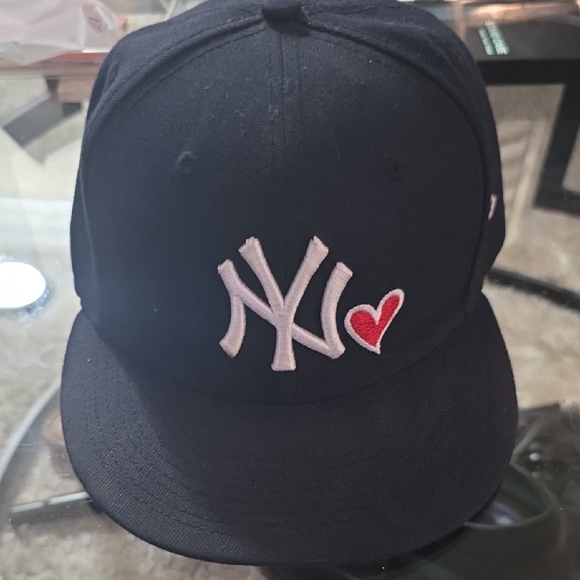 New Era Other - Yankeed Navy Blue Cap with Heart Embroidery Fitted 7 1/2